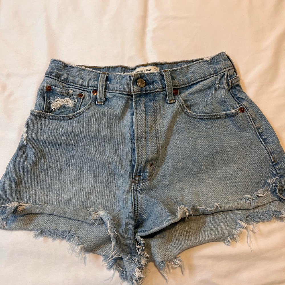 Abercrombie cutoff shorts curve love